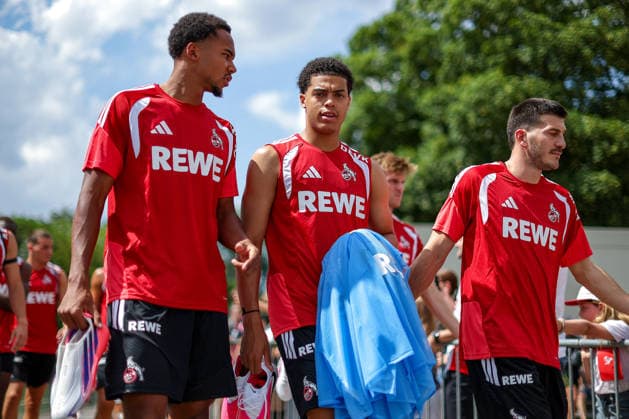 13.07.2026, Fußball, Trainingsauftakt 1.FC Köln, 1. Fußball Bundesliga, Geißbockheim, Saison 2026 2027: Youssoupha Niang (1FC Koeln 38) Jamai Simpson-Pusey (1FC Koeln 22) Luka Lochoshvili (FC Koeln 24) beim ersten Training der neuen Saison 26 27 DFB regulations prohibit any use of photographs as image sequences and or quasi-video. Nordrhein-Westfalen Deutschland *** July 13, 2026, Soccer, 1. FC Köln Training Kickoff, Bundesliga 1, Geißbockheim, 2026–2027 Season: Youssoupha Niang (1. FC Köln) 38, Jamai Simpson Pusey (1. FC Köln) 22, Luka Lochoshvili (FC Köln) 24 at the first training session of the new 2026–2027 season. DFB regulations prohibit any use of photographs as image sequences and or quasi-video in North Rhine-Westphalia, Germany
