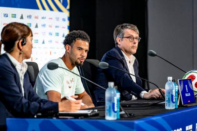DALLAS - Warren Zaire-Emery of France during the 2026 World Cup, France MD-1 press conference, PK, Pressekonferenz at AT&T Stadium on July 13, 2026, in Dallas, United States. (Photo by Stefan Koops EYE4IMAGES DeFodi Images) - *** DALLAS Warren Zaire Emery of France during the 2026 World Cup, France Match Day 1 press conference at AT&T Stadium on July 13, 2026, in Dallas, United States. Photo by Stefan Koops, EYE4IMAGES, DeFodi Images