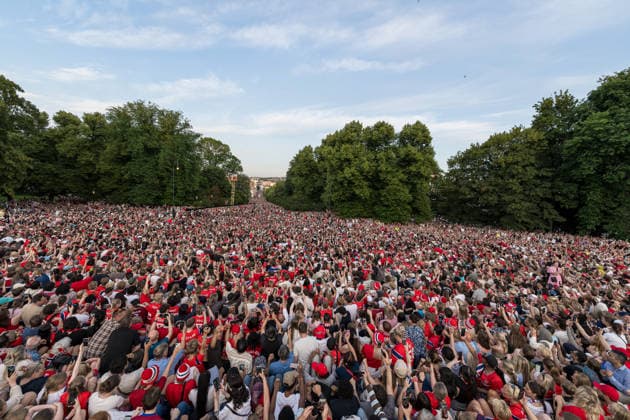 260713 Fans of Norway rowing at a team reception during day 33 of the FIFA World Cup, WM, Weltmeisterschaft, Fussball 2026 on July 13, 2026 in Oslo. Photo: Marius Nordnes BILDBYRAN COP 185 VG0993 bbeng fotball football soccer fotboll fifa world cup vm fotball-vm vm 2026 norge norway team reception publik *** July 13, 2026: Fans of the Norwegian rowing team at a team reception on Day 33 of the 2026 FIFA World Cup, 2026 in Oslo. Photo by Marius Nordnes. BILDBYRAN COP 185 VG0993 bbeng soccer football fotboll FIFA World Cup World Cup 2026 Norway team reception audience  Copyright: MARIUSxNORDNES BB260713BB335
