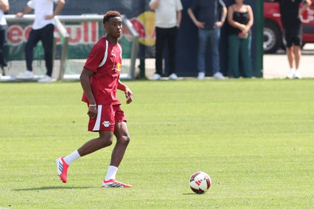Bundesliga: Auftakttraining von RB Leipzig, 13.07.2026 Abdoul Kone (2, Neuzugang bei RB Leipzig). Fußball-Bundesliga, Saison 2026 2027: Auftaktraining von RB Leipzig am 13.07.2026 im RB-Trainingszentrum am Cottaweg. *** RB Leipzig s Bundesliga Season-Opener Training Session, July 13, 2026; Abdoul Kone 2, New Signing for RB Leipzig Soccer Bundesliga, 2026–2027 Season; RB Leipzig s Season-Opener Training Session on July 13, 2026, at the RB Training Center on Cottaweg Copyright: xBEAUTIFULxSPORTS JanxKaeferx