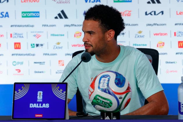July 13, 2026, Arlington, Texas, USA: France midfielder WARREN ZAIRE-EMERY (18) speaks to members of the media during a press conference, PK, Pressekonferenz at Dallas Stadium ahead of their semifinal match against France at the 2026 FIFA World Cup, WM, Weltmeisterschaft, Fussball FIFA World Cup 2026 - France Press Conference  - ZUMAa325 20260713_zsa_a325_006 Copyright: xDavidxBalleringxIix