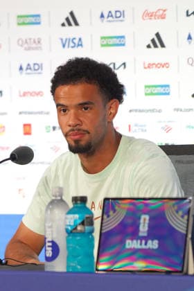 Warren Zaïre-Emery of France speaks at a press conference, PK, Pressekonferenz in Dallas, Texas, 13 July 2026. France national team, Nationalteam press conference !ACHTUNG: NUR REDAKTIONELLE NUTZUNG!  Copyright: xKennethxFernándezx GR1005 20260713-55020885542_1