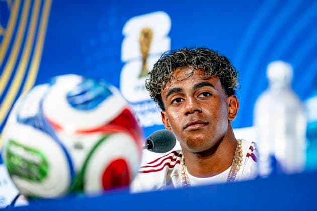 DALLAS - Lamine Yamal of Spain during the 2026 World Cup, Spain MD-1 press conference, PK, Pressekonferenz at AT&T Stadium on July 13, 2026 in Dallas, United States. (Photo by Stefan Koops EYE4IMAGES DeFodi Images) - *** DALLAS: Lamine Yamal of Spain during the 2026 World Cup, Spain Matchday 1 press conference at AT&T Stadium on July 13, 2026, in Dallas, United States. Photo by Stefan Koops, EYE4IMAGES, DeFodi Images