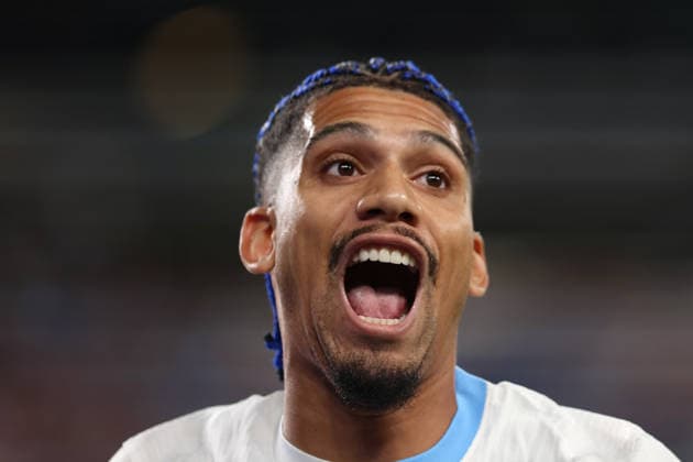 USA SOCCER CONMEBOL Copa America USA 2024 - Group C Uruguay vs Bolivia epa11442397 Uruguay defender Ronald Araujo celebrates a goal during the first half of a CONMEBOL Copa America 2024 group C match against Bolivia, in East Rutherford, New Jersey, USA, 27 June 2024. EAST RUTHERFORD United States  Copyright: xJUSTINxLANEx