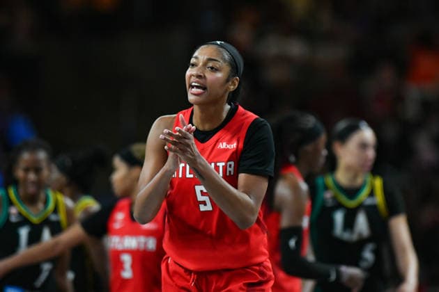 COLLEGE PARK, GA - JULY 13: Atlanta forward Angel Reese (5) reacts during the WNBA, Basketball Damen, USA game between the Los Angeles Sparks and the Atlanta Dream on July 13th, 2026 at Gateway Center Arena in College Park, GA. (Photo by Rich von Biberstein Icon Sportswire) WNBA: JUL 13 Los Angeles Sparks at Atlanta Dream EDITORIAL USE ONLY Icon260713021