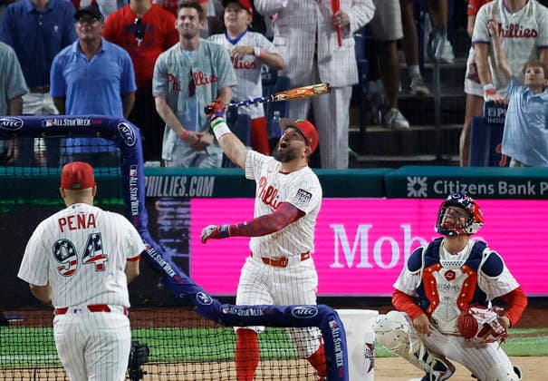 Philadelphia Phillies Kyle Schwarber competes in the final round of the 2026 MLB, Baseball Herren, USA Home Run Derby at Citizens Bank Park in Philadelphia, Pennsylvania, on Monday, July 13, 2026.  PHI20260713942 LAURENCExKESTERSON