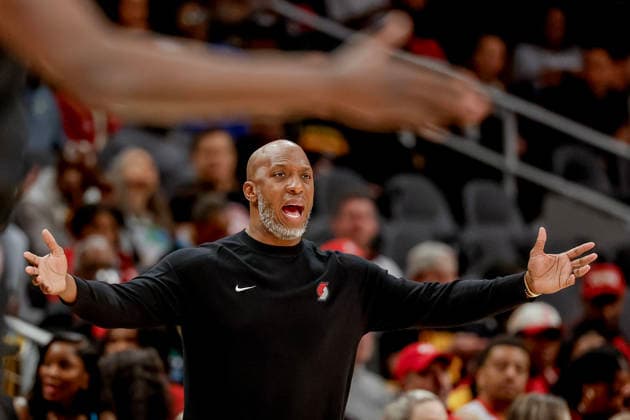 USA BASKETBALL NBA, Basketball Herren, USA - Portland Trail Blazers at Atlanta Hawks epa12004140 Portland Trail Blazers head coach Chauncey Billups reacts during the first half of an NBA basketball game between the Portland Trail Blazers and the Atlanta Hawks in Atlanta, Georgia, USA, 01 April 2025. ATLANTA United States  Copyright: xERIKxS.xLESSERx