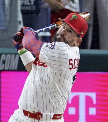 Baseball: MLB, Baseball Herren, USA All-Star Home Run Derby Kyle Schwarber of the Philadelphia Phillies competes in the MLB All-Star Home Run Derby on July 13, 2026, at Citizens Bank Park in Philadelphia.  A14AA0005623023P