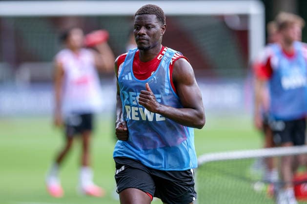 13.07.2026, Fußball, Trainingsauftakt 1.FC Köln, 1. Fußball Bundesliga, Geißbockheim, Saison 2026 2027: Ragnar Ache (1FC Koeln 09) beim ersten Training der neuen Saison 26 27 DFB regulations prohibit any use of photographs as image sequences and or quasi-video. Nordrhein-Westfalen Deutschland *** July 13, 2026, Soccer, 1. FC Köln s first training session, 1 Bundesliga, Geißbockheim, 2026–2027 season: Ragnar Ache, 1. FC Köln 09, at the first training session of the new 2026–2027 season. DFB regulations prohibit any use of photographs as image sequences and or quasi-video. North Rhine-Westphalia, Germany