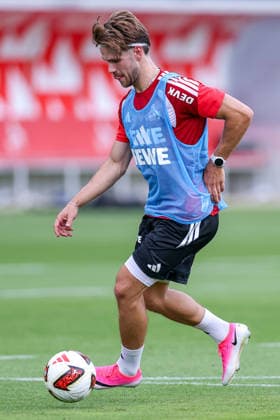 13.07.2026, Fußball, Trainingsauftakt 1.FC Köln, 1. Fußball Bundesliga, Geißbockheim, Saison 2026 2027: Jan Thielmann (1FC Koeln 29) beim ersten Training der neuen Saison 26 27 DFB regulations prohibit any use of photographs as image sequences and or quasi-video. Nordrhein-Westfalen Deutschland *** July 13, 2026, Soccer, 1. FC Köln s first training session, 1 Bundesliga, Geißbockheim, 2026–2027 season, Jan Thielmann, 1. FC Köln, 29, at the first training session of the new 2026–2027 season. DFB regulations prohibit any use of photographs as image sequences and or quasi-video. North Rhine-Westphalia, Germany