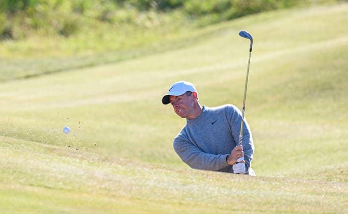 Rory McIlroy (NIR) from a bunker on the 5th Green 154th Open Golf Championships, Royal Birkdale, Southport, UK - 14 Jul 2026Southport Royal Birkdale United Kingdom  Copyright: xGreigxCowie Shutterstockx 16988289at