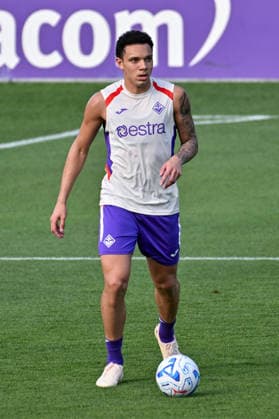 IPA86667544 - ACF Fiorentina defender Viery Fernandes Santos Lopes during an ACF Fiorentina training session for an Italian Serie A soccer match in Bagno a Ripoli (FI), Italy, July 13, 2026  Copyright: xLisaxGuglielmi IPAxSportx xx 86667544