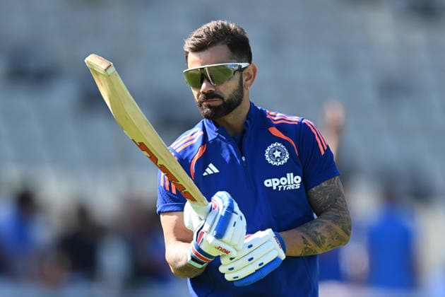 England v India, Metro Bank One Day International Virat Kohli of India warming up ahead of the Metro Bank One Day international match, Länderspiel, Nationalmannschaft between England and India at Edgbaston, Birmingham, UK on 14 July 2026. Birmingham Edgbaston West Midlands UK Editorial use only , Copyright: xGrahamxHuntx PSI-24506-0004