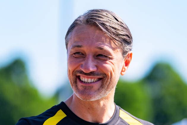 Bundesliga, Borussia Dortmund öffentliches Training am 14.07.2026, Saisonstart 2026 2027 in Dortmud Niko Kovac lacht zufrieden glücklich *** Bundesliga, Borussia Dortmund public training session on July 14, 2026, start of the 2026–2027 season in Dortmund; Niko Kovac laughs, looking satisfied and happy Copyright: xDavidxInderliedx