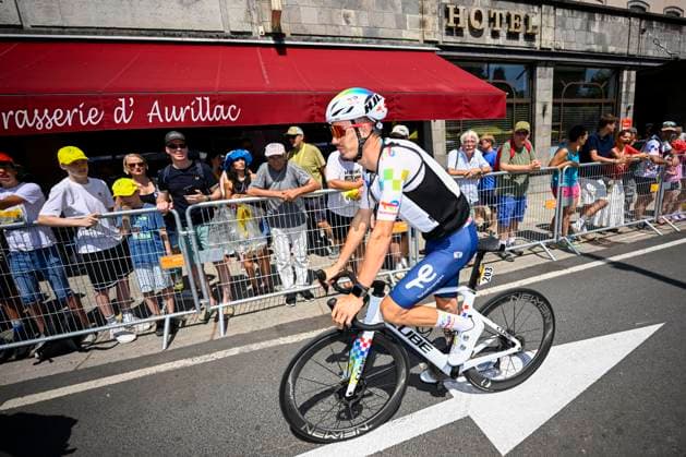Tour de France 2026 Stage 10 LE LIORAN, FRANCE - JULY 14 : Delbove Joris (FRA) of TotalEnergies before the start of the race during stage 10 of the 113rd edition of Tour de France an UCI World Tour 2.UWT cycling road race stage for Men Elite of 167 km with start in Aurillac and finish in Le Lioran on July 14, 2026 in Le Lioran, France, 14 07 2026 Le Lioran France  Copyright: xTomasxSiskx