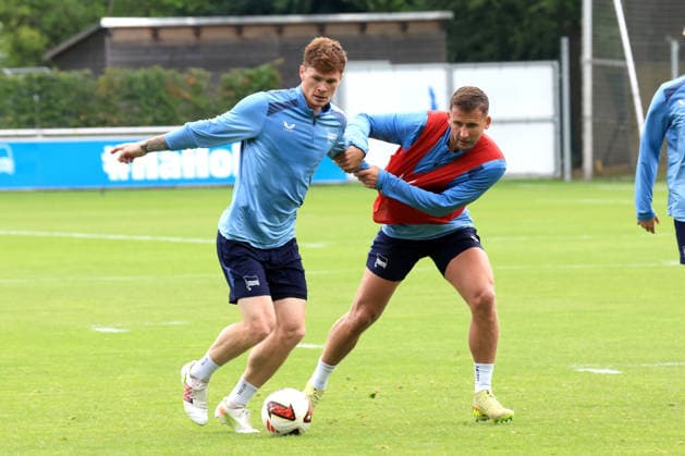 DEU, DFL, 2. FBL Hertha BSC, Training, 14.07.2026, Sportforum, Berlin, DEU, DFL, 2. FBL Hertha BSC, Training, Sebastian Groenning (Hertha BSC Berlin 17), Paul Seguin (Hertha BSC Berlin 30) DFL - regulations prohibit any use of Photographs as image sequences and or quasi-video *** GER, DFL, 2nd Bundesliga Hertha BSC, Training, July 14, 2026, Sportforum, Berlin, GER, DFL, 2nd Bundesliga Hertha BSC, Training, Sebastian Groenning Hertha BSC Berlin 17, Paul Seguin Hertha BSC Berlin 30. DFL regulations prohibit any use of photographs as image sequences and or quasi-video. Nordphotox xEngler nph00076