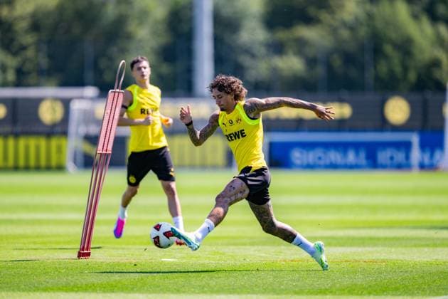 Bundesliga, Borussia Dortmund öffentliches Training am 14.07.2026, Saisonstart 2026 2027 in Dortmud Fabio Silva, Luca Reggiani *** Bundesliga, Borussia Dortmund public training session on July 14, 2026, start of the 2026–2027 season in Dortmund: Fabio Silva, Luca Reggiani Copyright: xDavidxInderliedx