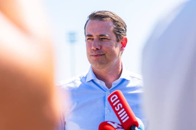 Bundesliga, Borussia Dortmund öffentliches Training am 14.07.2026, Saisonstart 2026 2027 in Dortmund Lars Ricken im Interview *** Bundesliga, Borussia Dortmund public training session on July 14, 2026, start of the 2026–2027 season in Dortmund: An interview with Lars Ricken Copyright: xDavidxInderliedx