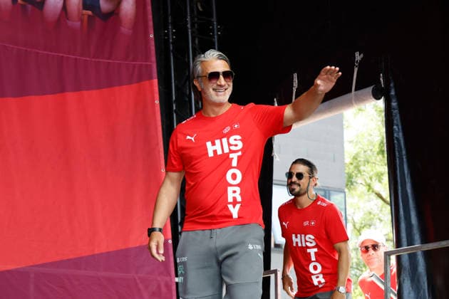 Murat Yakin , Schweiz, Schweizer Nationalteam Empfang Zürich, WM-Rückkehr der Schweizer Nati, Empfang nach der WM 2026, 2026, 14.07.2026, Turbinenplatz, Zürich, Schweiz Zürich Turbinenplatz Schweiz *** Murat Yakin, Switzerland, Swiss National Team Welcome Ceremony in Zurich, World Cup: Return of the Swiss National Team, Welcome Ceremony after the 2026 World Cup, 2026, July 14, 2026, Turbinenplatz, Zurich, Switzerland, Zurich, Turbinenplatz, Switzerland Copyright: xGrantxHubbsx