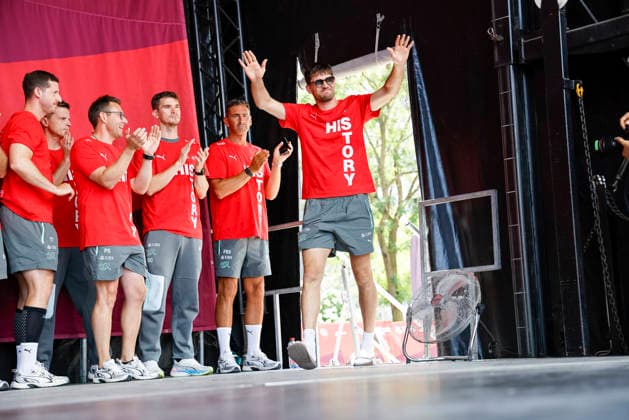 Gregor Kobel , Schweiz, Schweizer Nationalteam Empfang Zürich, WM-Rückkehr der Schweizer Nati, Empfang nach der WM 2026, 2026, 14.07.2026, Turbinenplatz, Zürich, Schweiz Zürich Turbinenplatz Schweiz *** Gregor Kobel, Switzerland, Swiss National Team Welcome Ceremony in Zurich, World Cup: Return of the Swiss National Team, Welcome Ceremony after the 2026 World Cup, 2026, July 14, 2026, Turbinenplatz, Zurich, Switzerland, Zurich, Turbinenplatz, Switzerland Copyright: xGrantxHubbsx