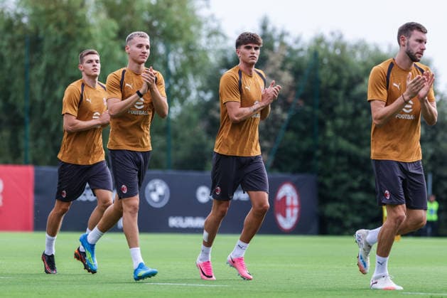 Davide Bartesaghi of AC Milan and Francesco Camarda of AC Milan during Training Session AC Milan 2026 27 at Milanello in Milan, Italy Milan Milanello Milan Italy Copyright: xEPhotopressx SP24-1440-023