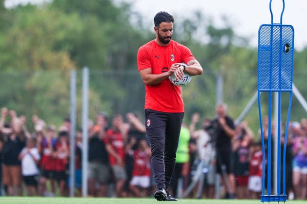 Ruben Amorim Head Coach of AC Milan looks on during Training Session AC Milan 2026 27 at Milanello in Milan, Italy Milan Milanello Milan Italy Copyright: xEPhotopressx SP24-1440-058