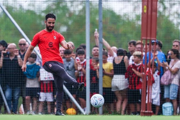 Ruben Amorim Head Coach of AC Milan seen in action during Training Session AC Milan 2026 27 at Milanello in Milan, Italy Milan Milanello Milan Italy Copyright: xEPhotopressx SP24-1440-045