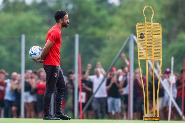 Ruben Amorim Head Coach of AC Milan looks on during Training Session AC Milan 2026 27 at Milanello in Milan, Italy Milan Milanello Milan Italy Copyright: xEPhotopressx SP24-1440-033
