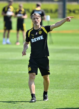 Trainer Niko Kovac (Borussia Dortmund) 14.07.2026, Fussball 1. Bundesliga, Saison 2026 2027, Training Borussia Dortmund Dortmund Trainingsgelände Nordrhein Westfalen Deutschland *** Coach Niko Kovac, Borussia Dortmund, July 14, 2026; Soccer, Bundesliga 1, 2026–2027 season; Borussia Dortmund training session, Borussia Dortmund training facility, North Rhine-Westphalia, Germany Team2