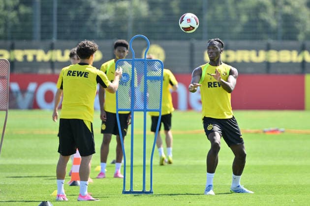 Joane Gadou (Borussia Dortmund), re. 14.07.2026, Fussball 1. Bundesliga, Saison 2026 2027, Training Borussia Dortmund Dortmund Trainingsgelände Nordrhein Westfalen Deutschland *** Joane Gadou, Borussia Dortmund, July 14, 2026, Soccer, Bundesliga 1, 2026–2027 Season, Borussia Dortmund Training, Borussia Dortmund Training Facility, North Rhine-Westphalia, Germany Team2