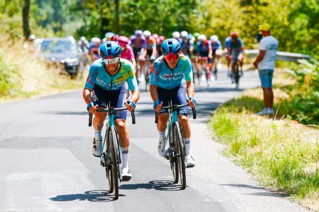 Tour de France 2026 Stage 10 LE LIORAN, FRANCE - JULY 14 : Velasco Simone (ITA) of XDS Astana Team and Higuita Sergio (COL) of XDS Astana Team in action during stage 10 of the 113rd edition of Tour de France an UCI World Tour 2.UWT cycling road race stage for Men Elite of 167 km with start in Aurillac and finish in Le Lioran on July 14, 2026 in Le Lioran, France, 14 07 2026 Le Lioran France  Copyright: xLucaxBettinix