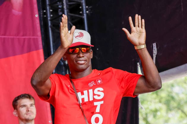 Breel Embolo , Schweiz, Schweizer Nationalteam Empfang Zürich, WM-Rückkehr der Schweizer Nati, Empfang nach der WM 2026, 2026, 14.07.2026, Turbinenplatz, Zürich, Schweiz Zürich Turbinenplatz Schweiz *** Breel Embolo, Switzerland, Swiss National Team Welcome Ceremony in Zurich, World Cup Return of the Swiss National Team, Welcome Ceremony after the 2026 World Cup, 2026, July 14, 2026, Turbinenplatz, Zurich, Switzerland, Zurich, Turbinenplatz, Switzerland Copyright: xGrantxHubbsx