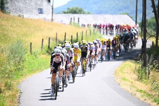 Tour de France 2026 Stage 10 LE LIORAN, FRANCE - JULY 14 : Vermeersch Florian (BEL) of UAE Team Emirates XRG leading the peloton during stage 10 of the 113rd edition of Tour de France an UCI World Tour 2.UWT cycling road race stage for Men Elite of 167 km with start in Aurillac and finish in Le Lioran on July 14, 2026 in Le Lioran, France, 14 07 2026 Le Lioran France  Copyright: xGarnierxEtiennex