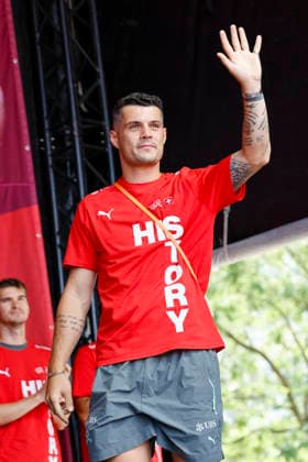 Granit Xhaka , Schweiz, Schweizer Nationalteam Empfang Zürich, WM-Rückkehr der Schweizer Nati, Empfang nach der WM 2026, 2026, 14.07.2026, Turbinenplatz, Zürich, Schweiz Zürich Turbinenplatz Schweiz *** Granit Xhaka, Switzerland, Swiss National Team Welcome Ceremony in Zurich, World Cup Return of the Swiss National Team, Welcome Ceremony after the 2026 World Cup, 2026, July 14, 2026, Turbinenplatz, Zurich, Switzerland, Zurich Turbinenplatz, Switzerland Copyright: xGrantxHubbsx