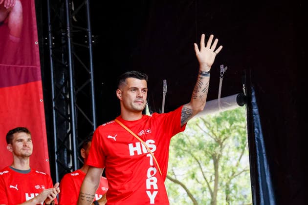 Granit Xhaka , Schweiz, Schweizer Nationalteam Empfang Zürich, WM-Rückkehr der Schweizer Nati, Empfang nach der WM 2026, 2026, 14.07.2026, Turbinenplatz, Zürich, Schweiz Zürich Turbinenplatz Schweiz *** Granit Xhaka, Switzerland, Swiss National Team Welcome Ceremony in Zurich, World Cup Return of the Swiss National Team, Welcome Ceremony after the 2026 World Cup, 2026, July 14, 2026, Turbinenplatz, Zurich, Switzerland, Zurich Turbinenplatz, Switzerland Copyright: xGrantxHubbsx