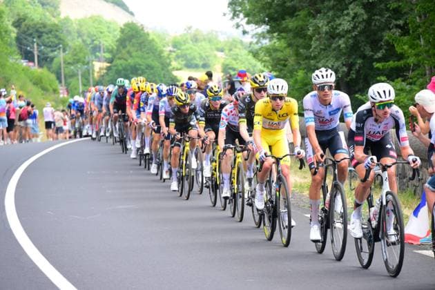Tour de France 2026 Stage 10 LE LIORAN, FRANCE - JULY 14 : Pogacar Tadej (SLO) of UAE Team Emirates XRG in action during stage 10 of the 113rd edition of Tour de France an UCI World Tour 2.UWT cycling road race stage for Men Elite of 167 km with start in Aurillac and finish in Le Lioran on July 14, 2026 in Le Lioran, France, 14 07 2026 Le Lioran France  Copyright: xPaponxBernardx