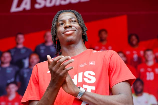 Johan Manzambi , Schweiz, Schweizer Nationalteam Empfang Zürich, WM-Rückkehr der Schweizer Nati, Empfang nach der WM 2026, 2026, 14.07.2026, Turbinenplatz, Zürich, Schweiz Zürich Turbinenplatz Schweiz *** Johan Manzambi, Switzerland, Swiss National Team Welcome Ceremony in Zurich, World Cup: Return of the Swiss National Team, Welcome Ceremony after the 2026 World Cup, 2026, July 14, 2026, Turbinenplatz, Zurich, Switzerland, Zurich, Turbinenplatz, Switzerland Copyright: xGrantxHubbsx