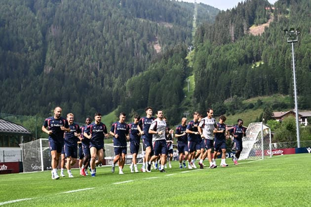 IPA86674447 - TRAINING BOLOGNA IN VALLES  Copyright: xGiannixSchicchix xGiannixSchicchix 0861593153st
