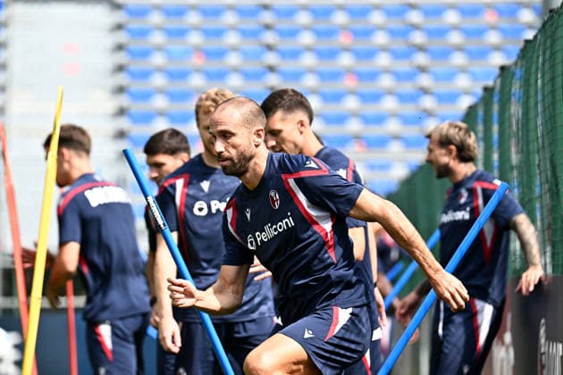 IPA86674485 - TRAINING BOLOGNA IN VALLES PHOTOS SCHICCHI  Copyright: xGiannixSchicchix xGiannixSchicchix 0861593169st