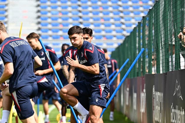 IPA86674488 - TRAINING BOLOGNA IN VALLES PHOTOS SCHICCHI  Copyright: xGiannixSchicchix xGiannixSchicchix 0861593170st