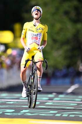 Tour de France 2026 Stage 10 LE LIORAN, FRANCE - JULY 14 :Pogacar Tadej (SLO) of UAE Team Emirates XRG celebrating his victory during stage 10 of the 113rd edition of Tour de France an UCI World Tour 2.UWT cycling road race stage for Men Elite of 167 km with start in Aurillac and finish in Le Lioran on July 14, 2026 in Le Lioran, France, 14 07 2026 Le Lioran France  Copyright: xTomasxSiskx