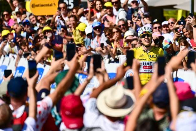 Tour de France 2026 Stage 10 LE LIORAN, FRANCE - JULY 14 : Pogacar Tadej (SLO) of UAE Team Emirates XRG celebrating his victory during stage 10 of the 113rd edition of Tour de France an UCI World Tour 2.UWT cycling road race stage for Men Elite of 167 km with start in Aurillac and finish in Le Lioran on July 14, 2026 in Le Lioran, France, 14 07 2026 Le Lioran France  Copyright: xPeterxDexVoechtx