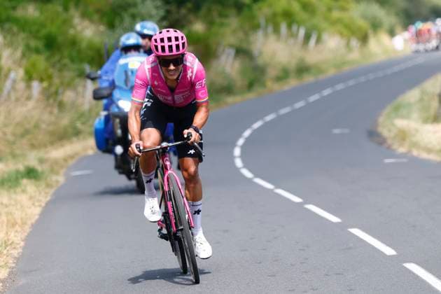 Tour de France 2026 Stage 10 LE LIORAN, FRANCE - JULY 14 : Carapaz Richard (ECU) of EF Education EasyPost solo breakaway during stage 10 of the 113rd edition of Tour de France an UCI World Tour 2.UWT cycling road race stage for Men Elite of 167 km with start in Aurillac and finish in Le Lioran on July 14, 2026 in Le Lioran, France, 14 07 2026 Le Lioran France  Copyright: xLucaxBettinix
