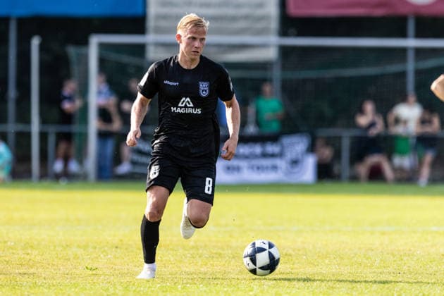 10.07.2026, Fussball, Saison 2026 2027, Regionalliga Südwest, Hauptspielfeld Burgrieden, Testspiel, SSV Ulm 1846 Fußball - FC Augsburg II 14.07.2026, Fussball, Saison 2026 2027, Regionalliga Südwest, Hauptspielfeld Burgrieden, Testspiel, SSV Ulm 1846 Fußball - FC Augsburg II, Freisteller Einzelbild 8 Per Lockl (SSV Ulm 1846 Fußball) Foto: Lucca Fundel Burgrieden Hauptspielfeld Baden-Württemberg Deutschland *** July 10, 2026, Soccer, 2026–2027 Season, Regionalliga Southwest, Burgrieden Main Field, Friendly Match, SSV Ulm 1846 vs. FC Augsburg II, July 14, 2026, Soccer, 2026–2027 Season, Regionalliga Southwest, Burgrieden Main Field, Friendly Match, SSV Ulm 1846 vs. FC Augsburg II, Cropped Single Image 8 by Lockl, SSV Ulm 1846 Soccer Photo by Lucca Fundel, Burgrieden Main Field, Baden-Württemberg, Germany