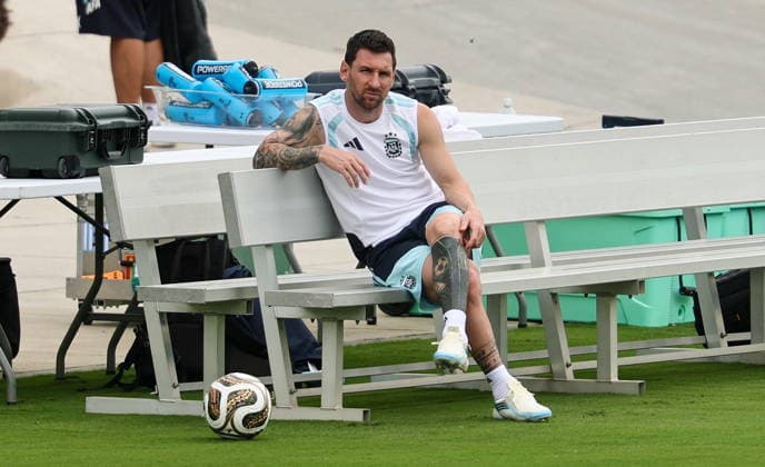 FIFA World Cup, WM, Weltmeisterschaft, Fussball 2026 - Argentina training session Argentina™s national soccer team player Lionel Messi attends a training session of the team in Marietta, Georgia, USA, 14 July 2026. Argentina will face England on 15 July in a FIFA World Cup 2026 semifinals match. Marietta United States  Copyright: xRONALDxWITTEKx