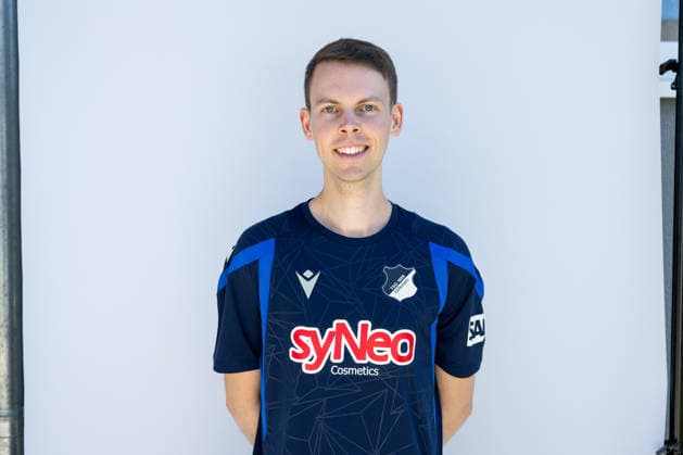 1.BL Frauen, Porträttermin 2026 2027 Niklas Becher; TSG 1899 Hoffenheim St. Leon-Rot Förderzentrum St. Leon-Rot Baden-Württemberg Deutschland *** 1st Division Women, Tryouts 2026–2027 Niklas Becher TSG 1899 Hoffenheim St. Leon Rot Training Center St. Leon Rot Baden-Württemberg Germany Copyright: xNordphotox xMemmlerx
