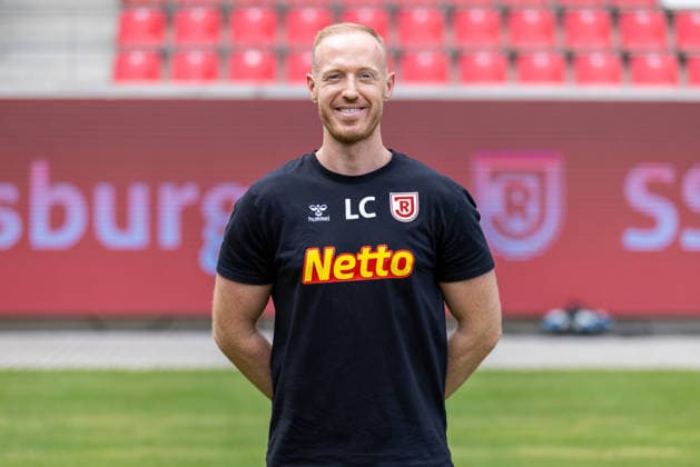SSV Jahn Regensburg ; 3.Liga, Porträttermin 2026 2027, Louis Cordes (Co-Trainer); SSV Jahn Regensburg; 3.Liga, Porträttermin 2026 2027, DFL REGULATIONS PROHIBIT ANY USE OF PHOTOGRAPHS AS IMAGE SEQUENCES AND OR QUASI-VIDEO. *** SSV Jahn Regensburg, 3rd Division, Photo Shoot 2026–2027, Louis Cordes, Assistant Coach, SSV Jahn Regensburg, 3rd Division, Photo Shoot 2026–2027, DFL regulations prohibit any use of photographs as image sequences and or quasi-video
