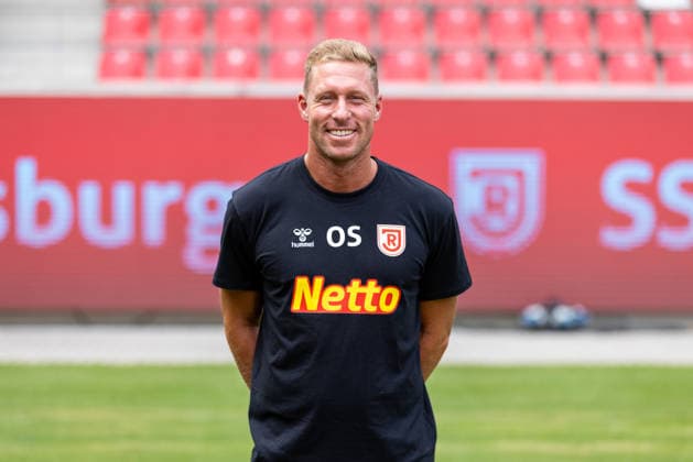 Oliver Seits (Co-Trainer Analyse); SSV Jahn Regensburg; 3.Liga, Porträttermin 2026 2027, DFL REGULATIONS PROHIBIT ANY USE OF PHOTOGRAPHS AS IMAGE SEQUENCES AND OR QUASI-VIDEO. *** Oliver Seits, Assistant Coach, SSV Jahn Regensburg (3. Liga), Profile Session 2026–2027; DFL regulations prohibit any use of photographs as image sequences and or quasi-video
