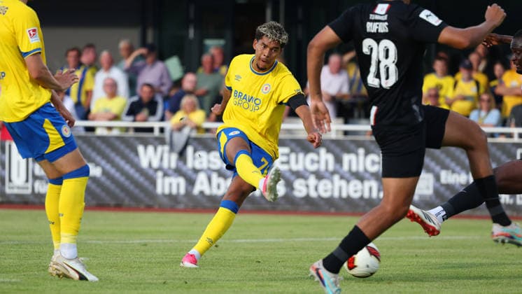 Eintracht BS vs TSV Havelse, Testspiel Wolfenbüttel, 14.07.2026, Fussball, Herren, Saiion 2026 27, Eintracht Braunschweig vs TSV Havelse, Testspiel, Yann Sturm (Eintracht Braunschweig) Niedersachsen Deutschland *** Eintracht BS vs. TSV Havelse, Friendly Match in Wolfenbüttel, July 14, 2026, Soccer, Men’s, 2026–27 Season, Eintracht Braunschweig vs. TSV Havelse, Friendly Match, Yann Sturm, Eintracht Braunschweig, Lower Saxony, Germany