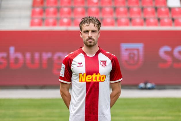 SSV Jahn Regensburg ; 3.Liga, Porträttermin 2026 2027, David Philipp; SSV Jahn Regensburg; 3.Liga, Porträttermin 2026 2027, DFL REGULATIONS PROHIBIT ANY USE OF PHOTOGRAPHS AS IMAGE SEQUENCES AND OR QUASI-VIDEO. *** SSV Jahn Regensburg 3. Liga, Photo Shoot 2026–2027, David Philipp, SSV Jahn Regensburg, 3rd Division, Photo Shoot 2026–2027, DFL regulations prohibit any use of photographs as image sequences and or quasi-video